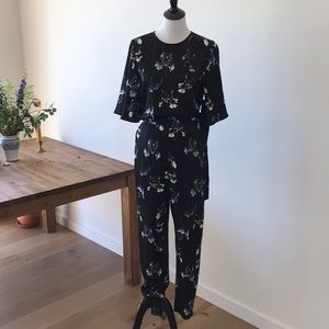 H&M floral jumpsuit Iris Print